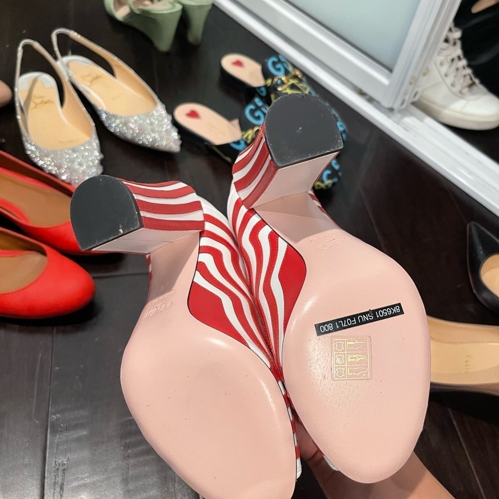 Fendi pump - Picture 3 of 4